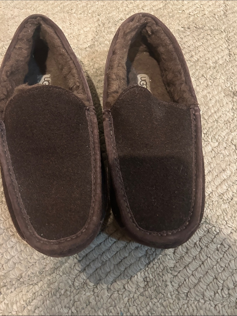 UGG ASCOT Men's Brown Suede Moccasin Slipper - Plush Lined Comfort - Picture 11 of 16